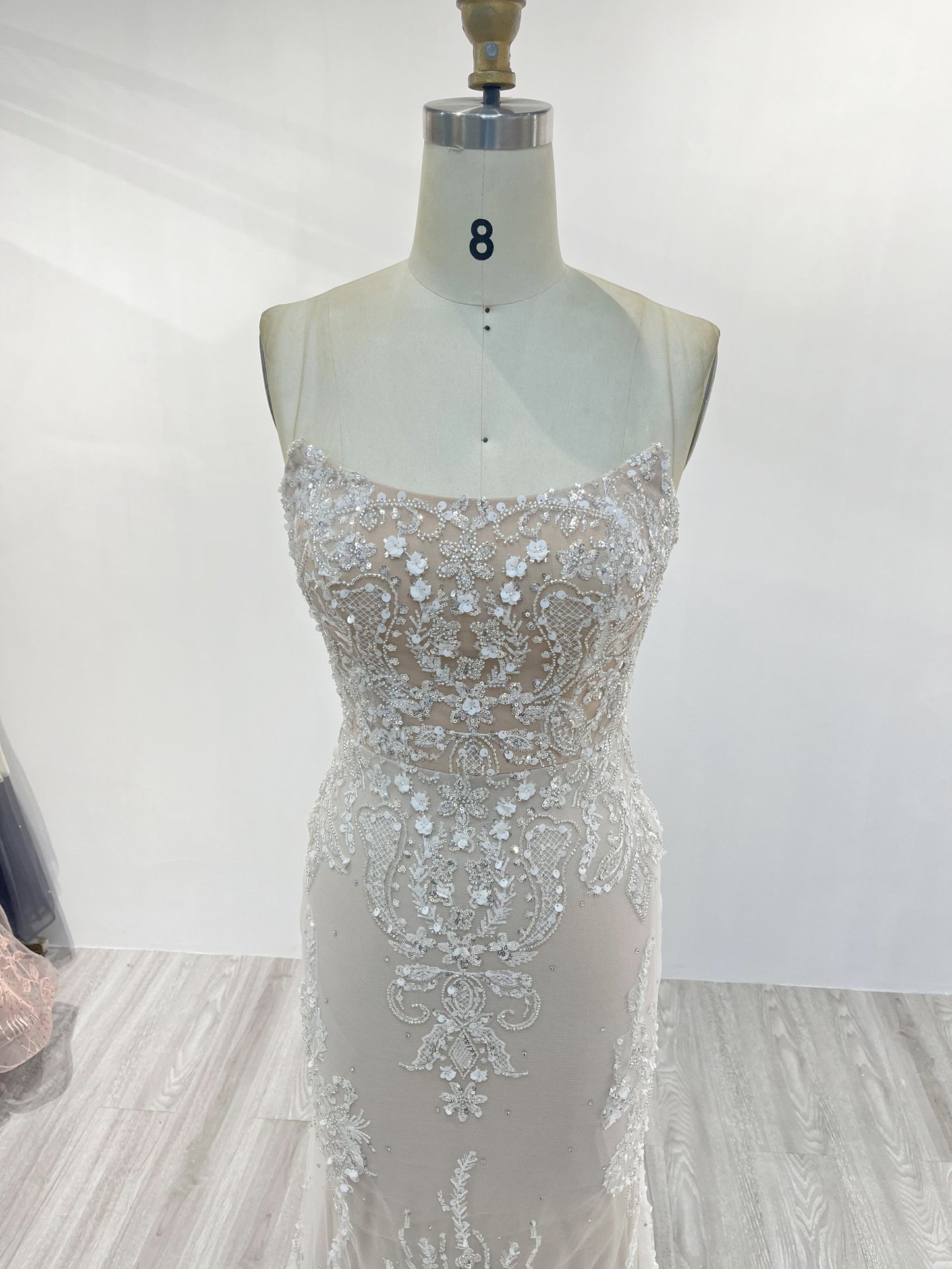 Exquisite Strapless Lace Embroidery Shoulder Cape Wedding Party Dress DDS044B