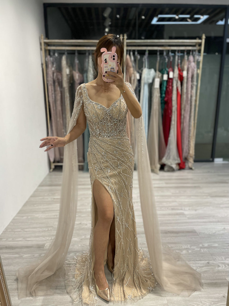 Crystal-Embellished Long Sleeve Dress –  Silhouette High Slit for Red Carpet Galas/Stage Performances DDS060-2