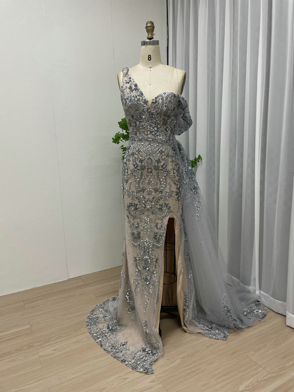 One-Shoulder Asymmetric Cut High Slit Lace Mermaid Couture Evening Gown DDS065