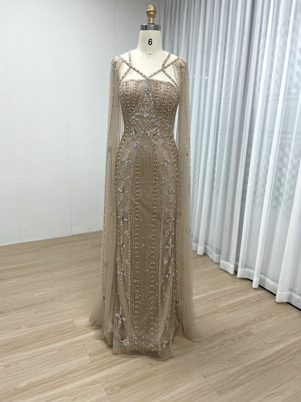 Dubai Muslim Cape Sleeves Luxury Beaded Arabic Wedding Party Gowns for Elegant Women MB40155B