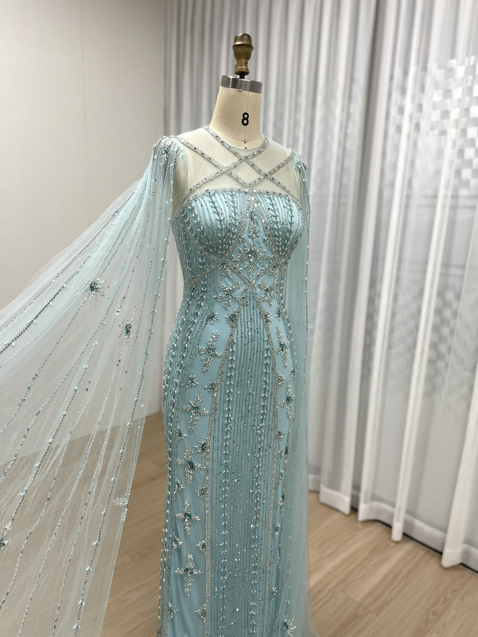 Dubai Muslim Cape Sleeves Luxury Beaded Arabic Wedding Party Gowns for Elegant Women MB40155B
