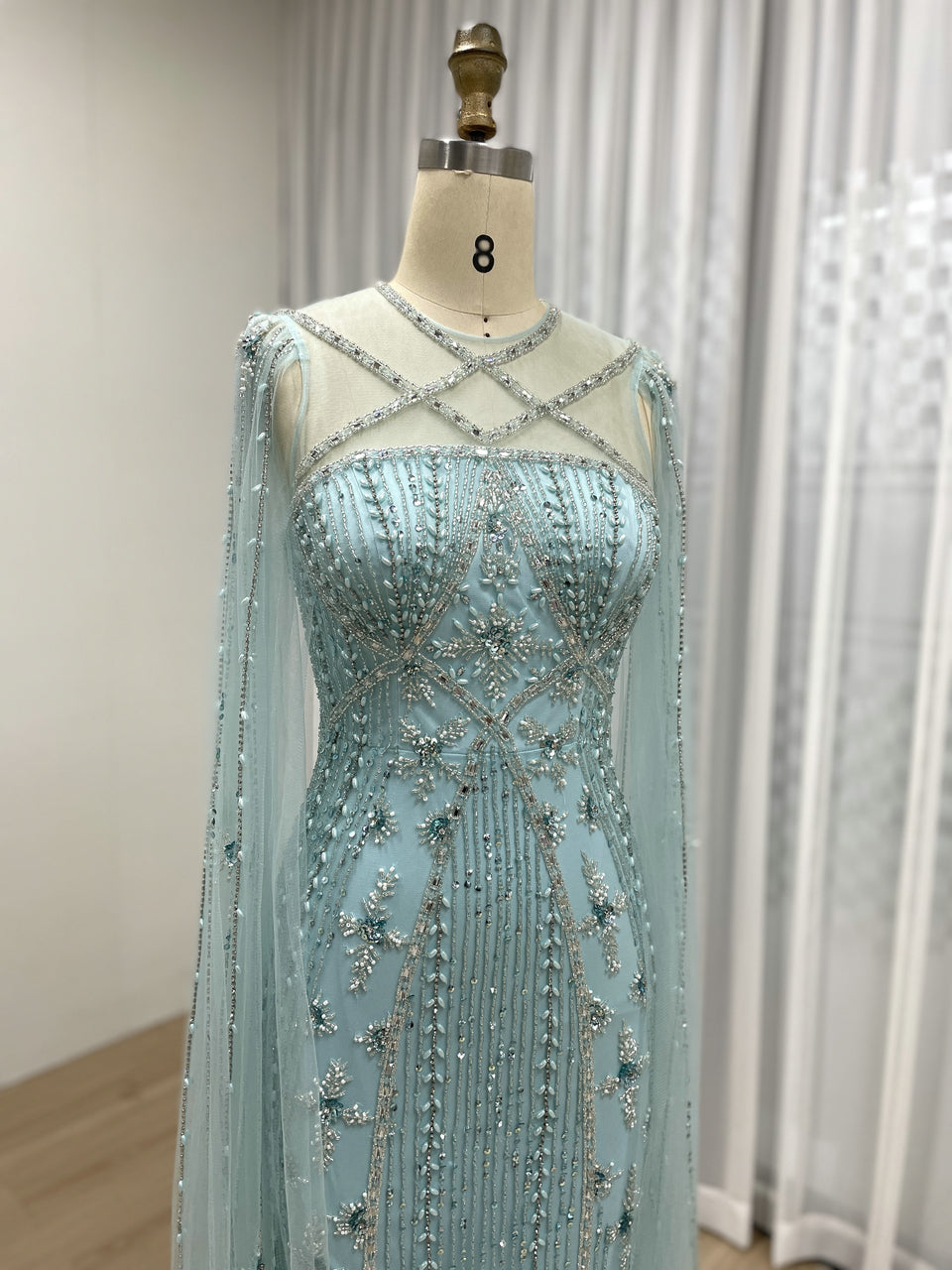 Dubai Muslim Cape Sleeves Luxury Beaded Arabic Wedding Party Gowns for Elegant Women MB40155B