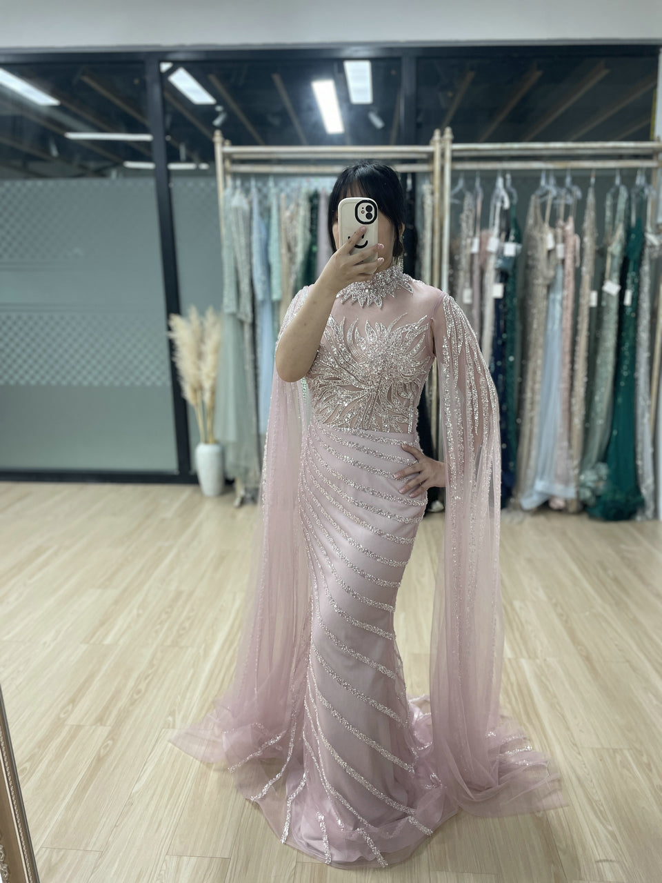 Beading High Neck Cape Sleeve Wedding Party Muslim Evening Dress MB40168