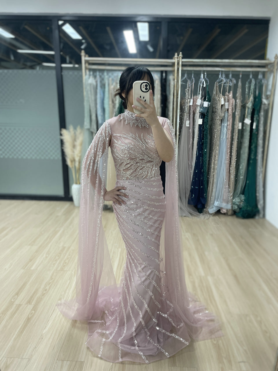 Beading High Neck Cape Sleeve Wedding Party Muslim Evening Dress MB40168