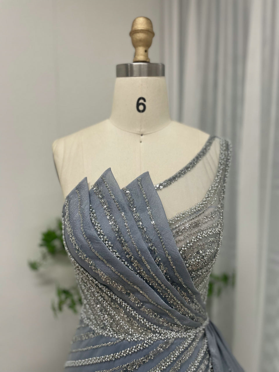 Luxurious One Shoulder Asymmetrical Mermaid Evening Gown Intricate Beading Lace Party Dress MB40185