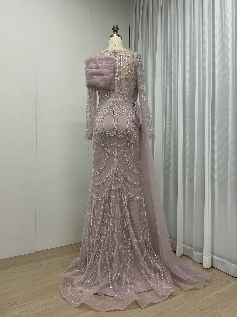 Elegant Couture Beading Lace Long Sleeve Side Skirt Wedding Party Evening Dress MB40258