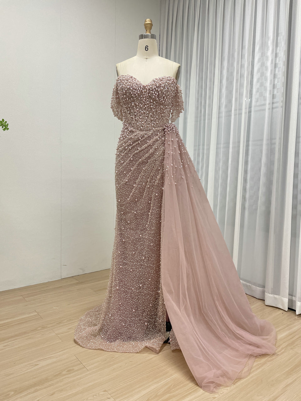 Luxury Beaded Sweetheart Neck Strapless Mermaid Evening Gown for Sexy Ladies MB40268-3