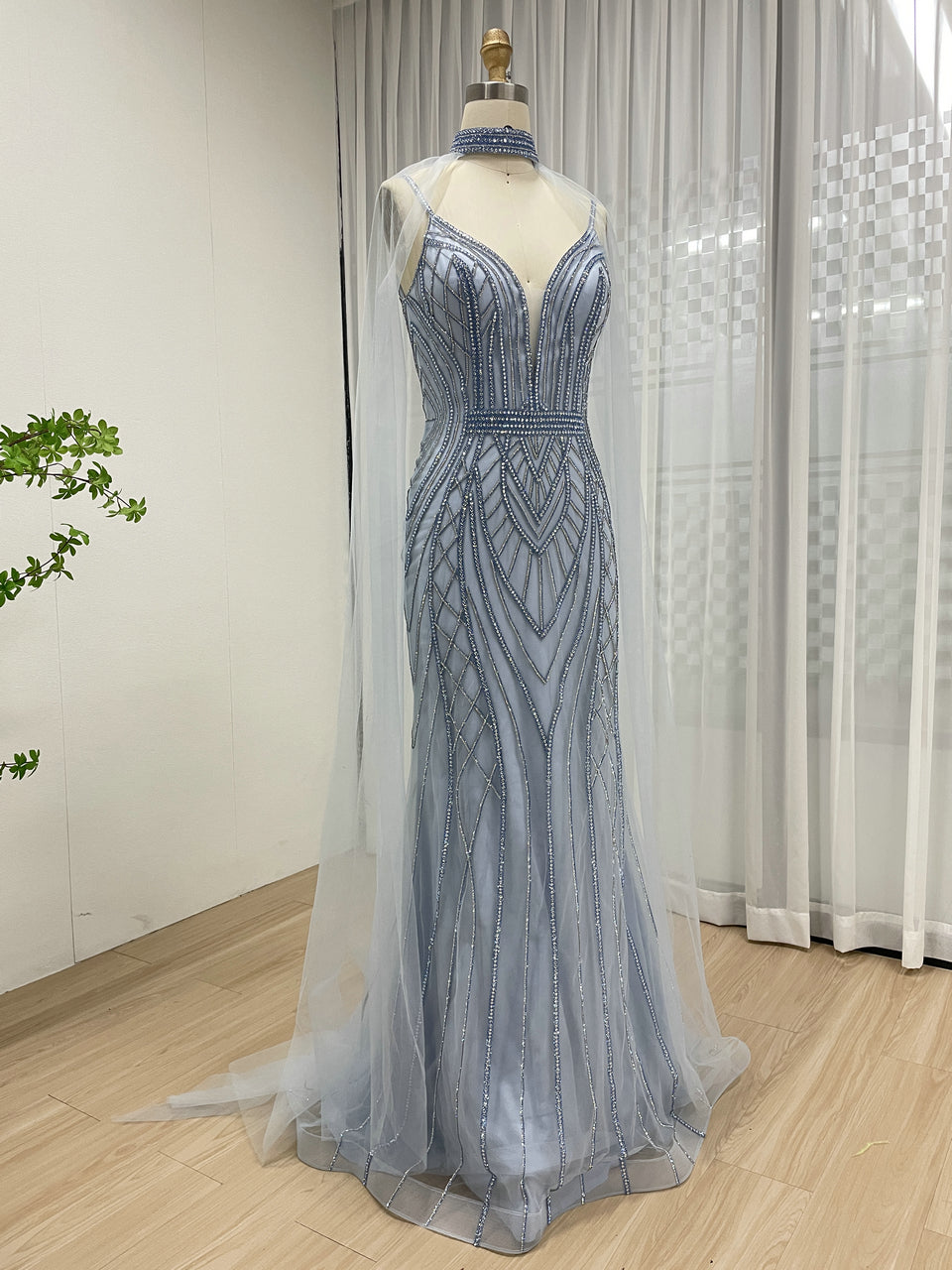 Champagne Luxury Beaded Spaghetti Strap Evening Dresses Deep V Neck Sexy Mermaid Formal Wedding Party Gowns for Ladies MB40290
