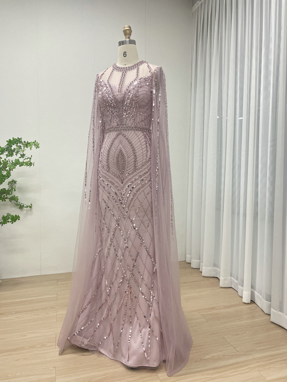 Luxury Couture Dress Suitable for Banquet Embellished Exquisite Embroidery Bead and Sequin MB40291-2