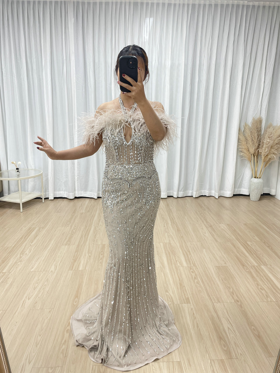 Gorgeous Off Shoulder With Feathers Couture Handmade Beading Red Carpet Evening Dress MB40295