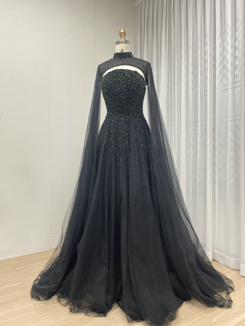 Luxury Evening Gown Detachable Cape Diamond Stylish Top Embellished Evening Dresses for Women Parties MB40306