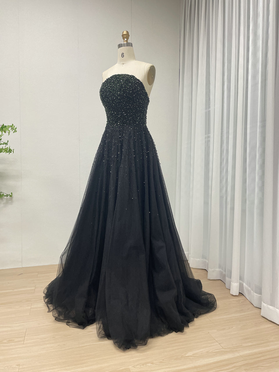 Luxury Evening Gown Detachable Cape Diamond Stylish Top Embellished Evening Dresses for Women Parties MB40306