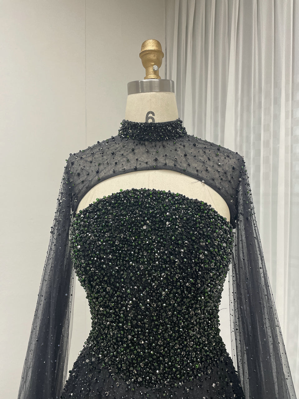 Luxury Evening Gown Detachable Cape Diamond Stylish Top Embellished Evening Dresses for Women Parties MB40306
