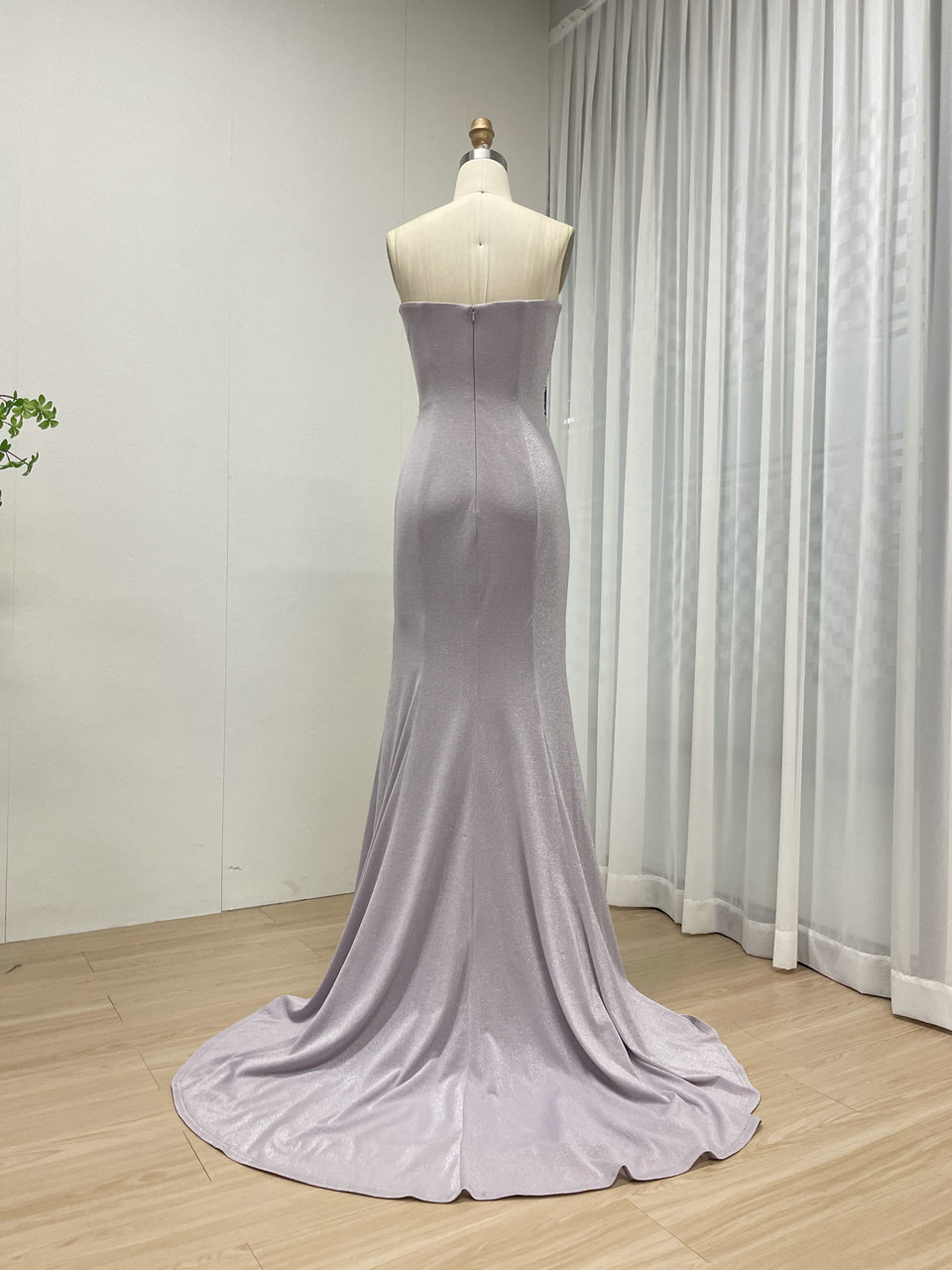 Lavender Sweetheart Pearl Decoration Slit Style Dazzling and Gorgeous Banquet Skirt MB40308