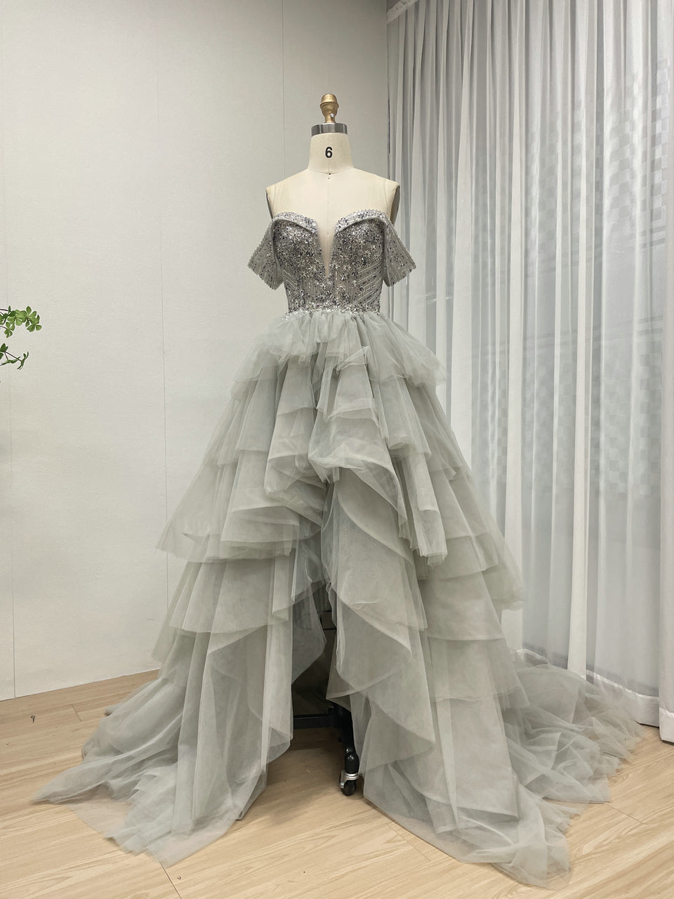 Gray Green Evening Dress Sequined Beaded Deep V Princess Dress Beautiful Split Textured Mesh Skirt MB40309