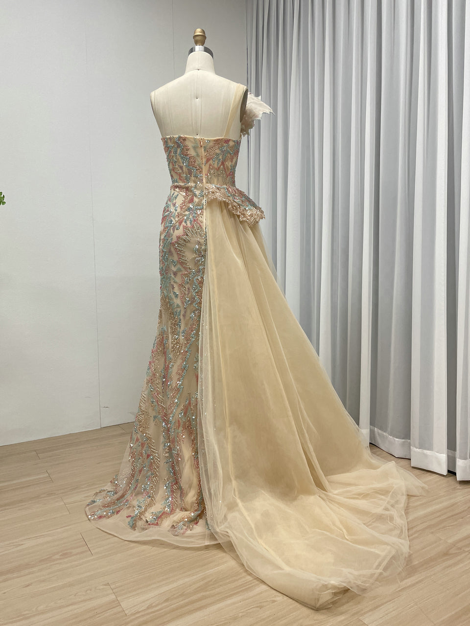 Nude High Slit Sexy Bodycon Banquet Dress Embellished With Exquisite Colorful Embroidered Bead With Side Train MB40323