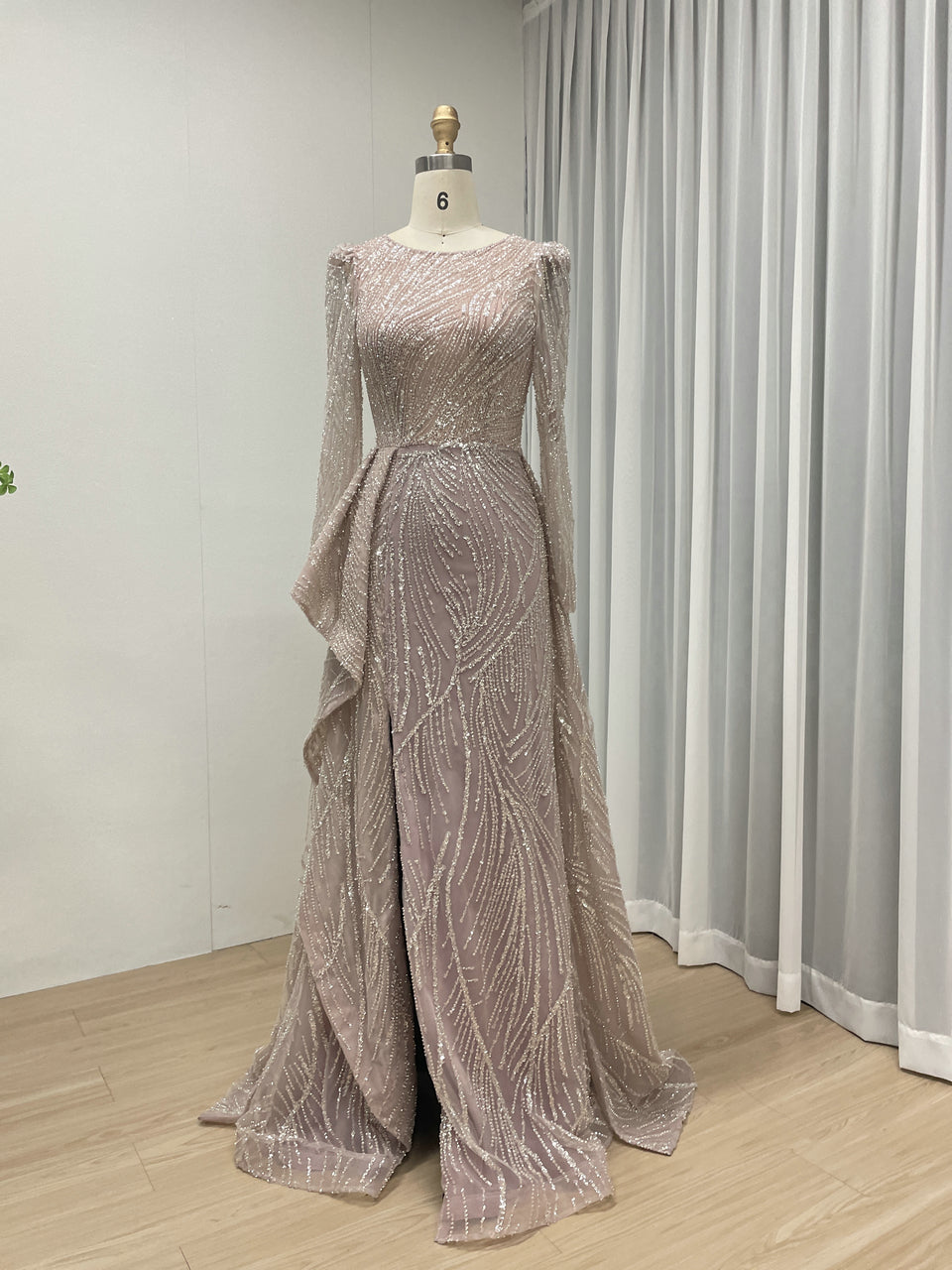 Pink Hight Slit Long See Through Sleeve Embellished With Exquisite Bead Embroidery MB40324