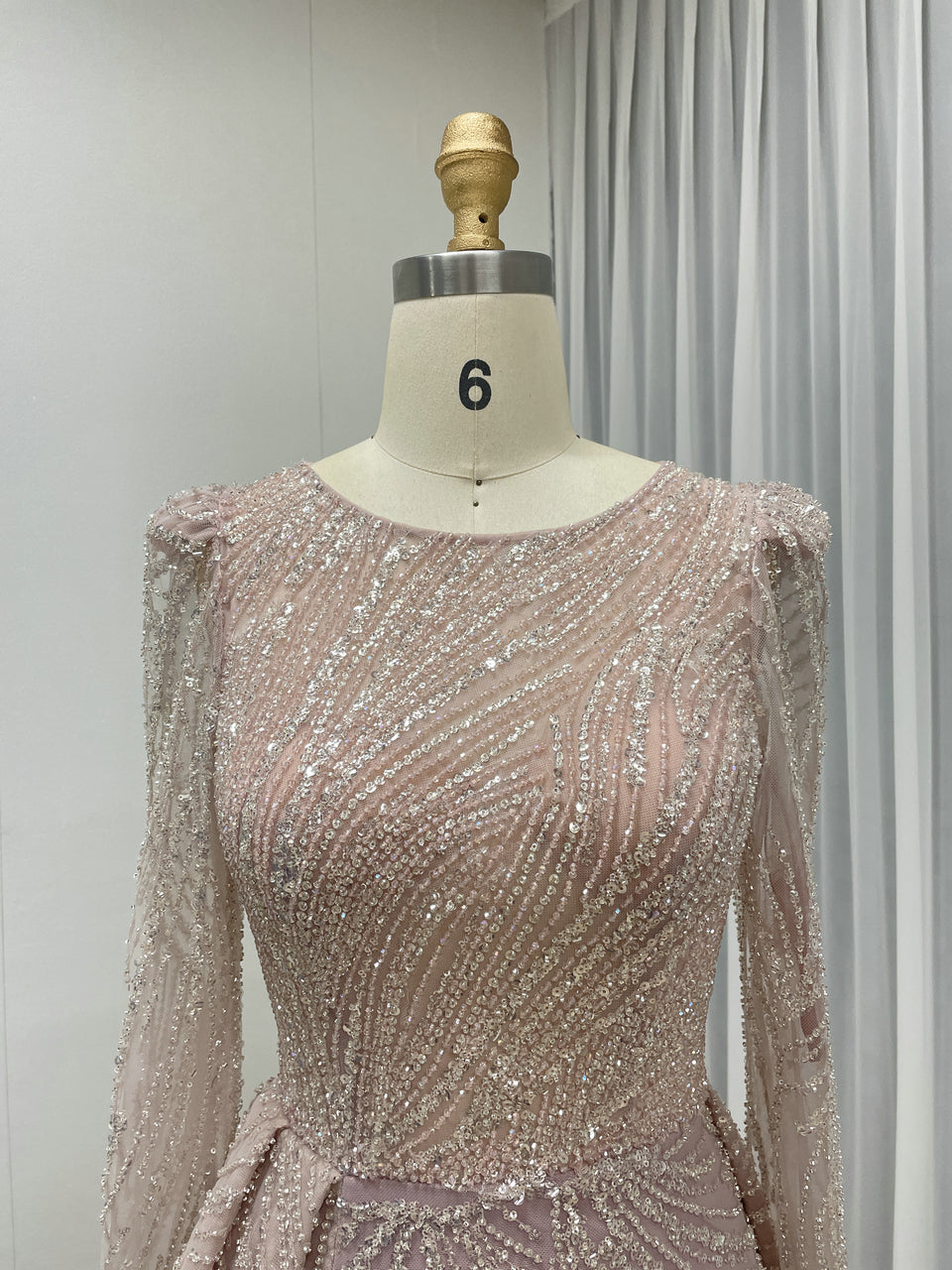 Pink Hight Slit Long See Through Sleeve Embellished With Exquisite Bead Embroidery MB40324