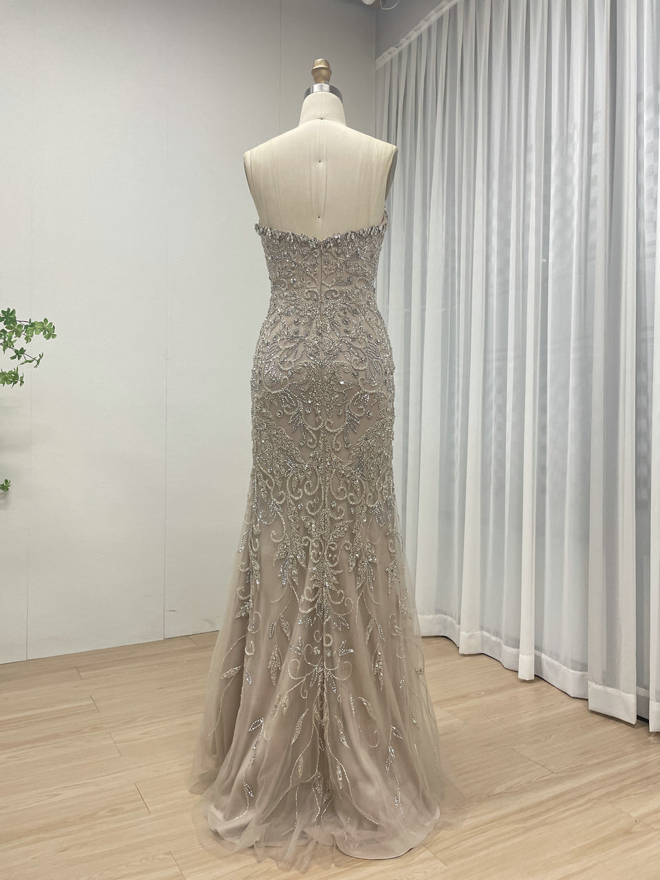 Sexy High Slit V Neck Evening Gown Suitable for Banquet Embellished With Exquisite Embroidery Beaded MB40327