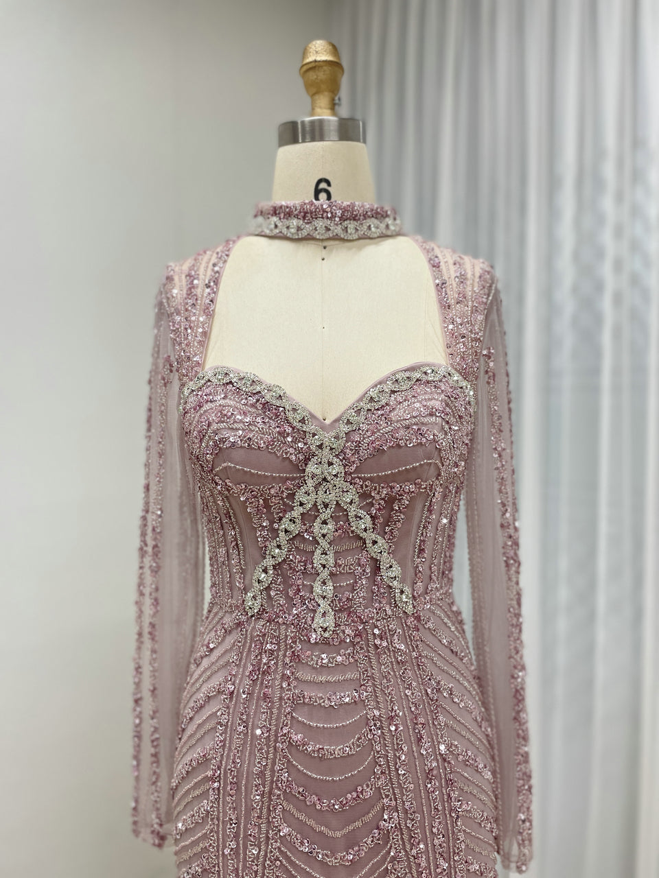 Gorgeous Dubai Couture Evening Gown Sexy Slit Embellished With Exquisite Embroidery Beaded MB40331