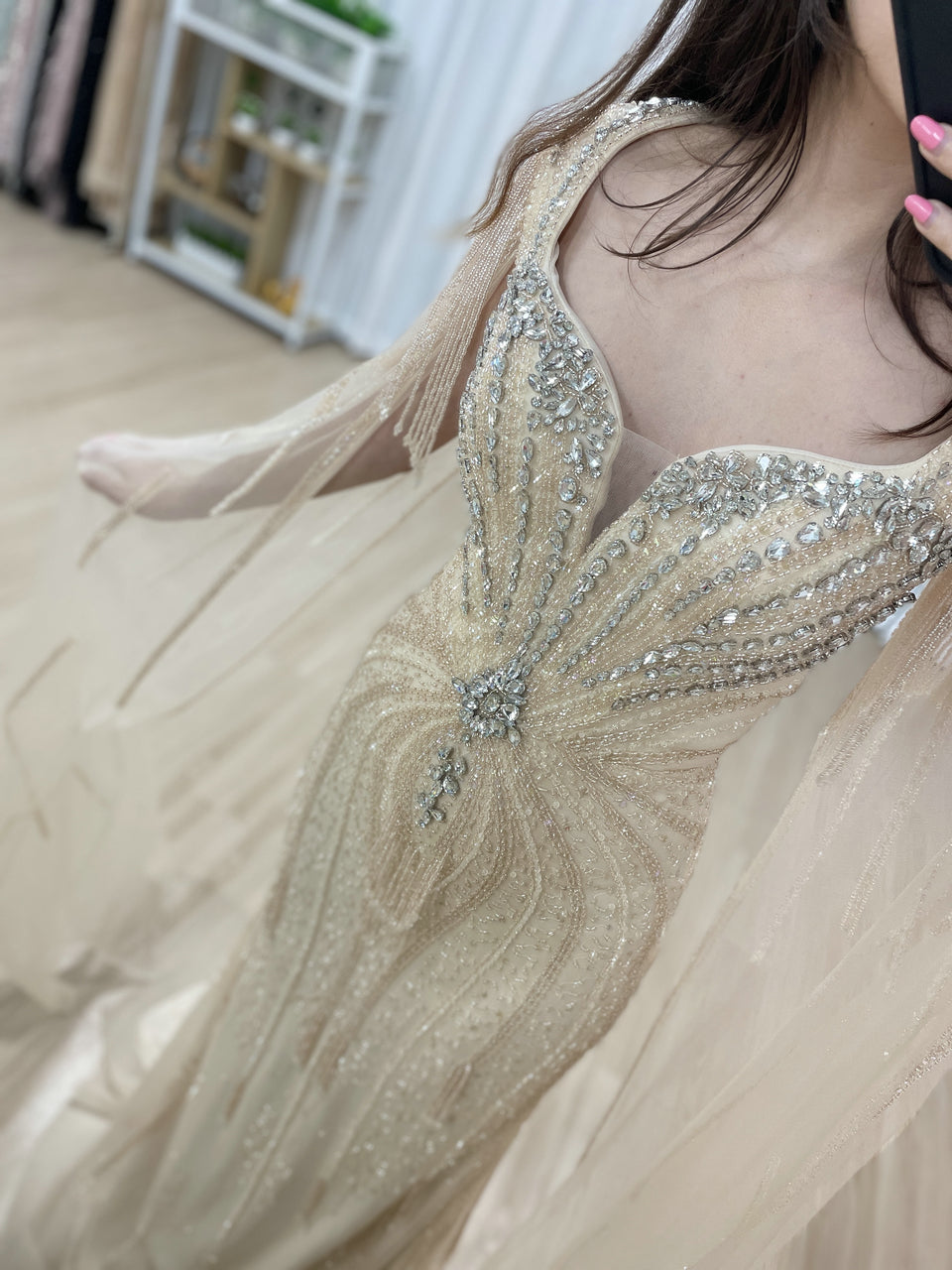 Sexy Deep V Neck Pink Mermaid Evening Gown With Embellished Exquisite Beaded Crystal Elegant Cap Sleeve MB40343