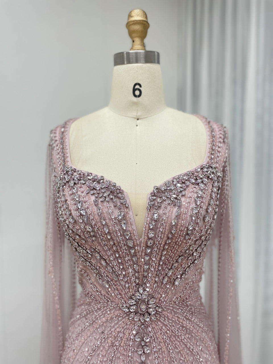 Sexy Deep V Neck Pink Mermaid Evening Gown With Embellished Exquisite Beaded Crystal Elegant Cap Sleeve MB40343