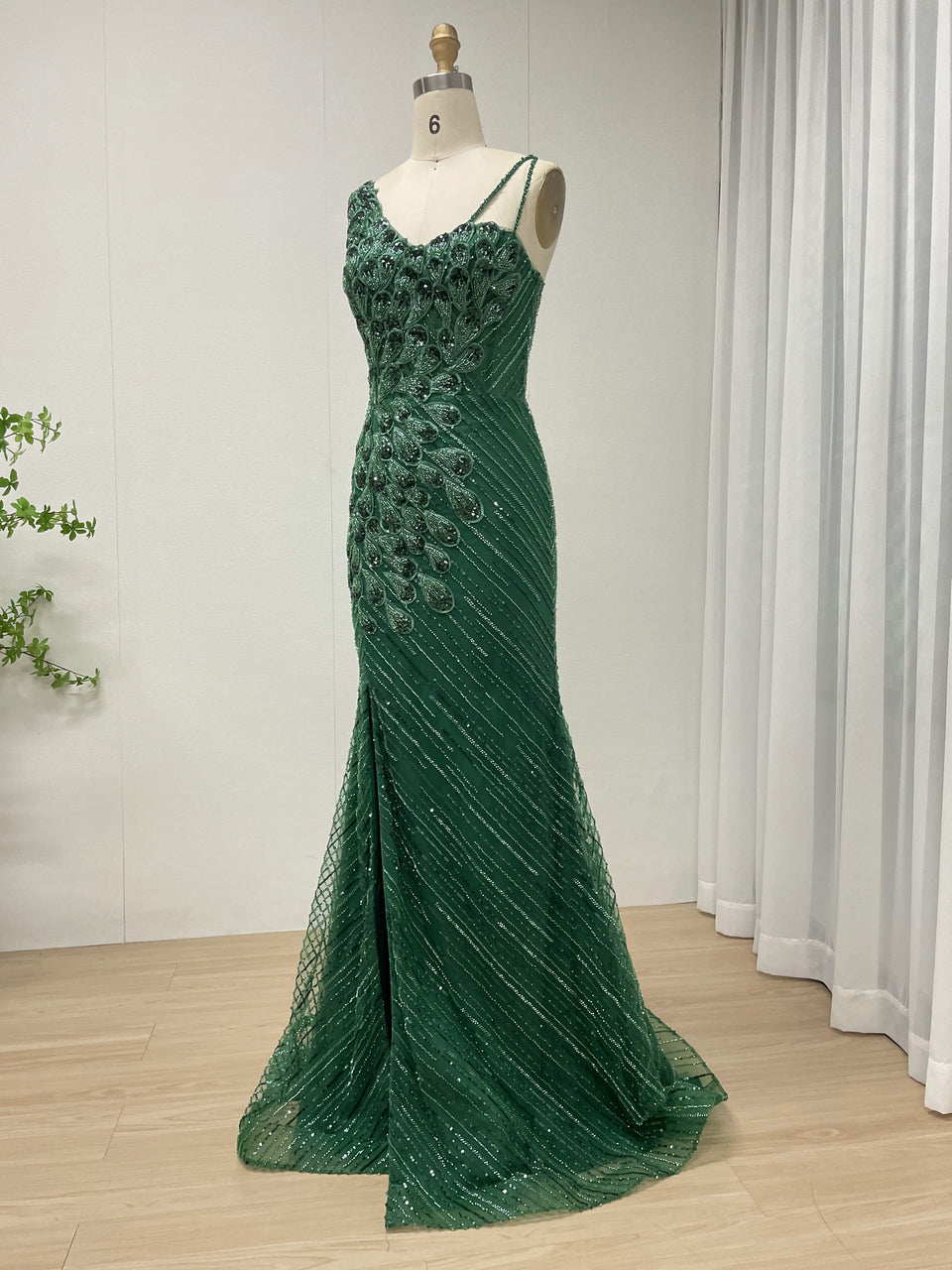 Dubai Gorgeous Champagne Evening Dress Sexy High Slit Spaghetti Strap With Exquisite Intricate Hand Beaded MB40347