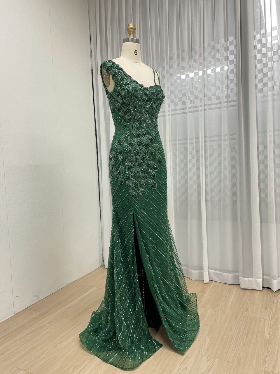 Dubai Gorgeous Champagne Evening Dress Sexy High Slit Spaghetti Strap With Exquisite Intricate Hand Beaded MB40347