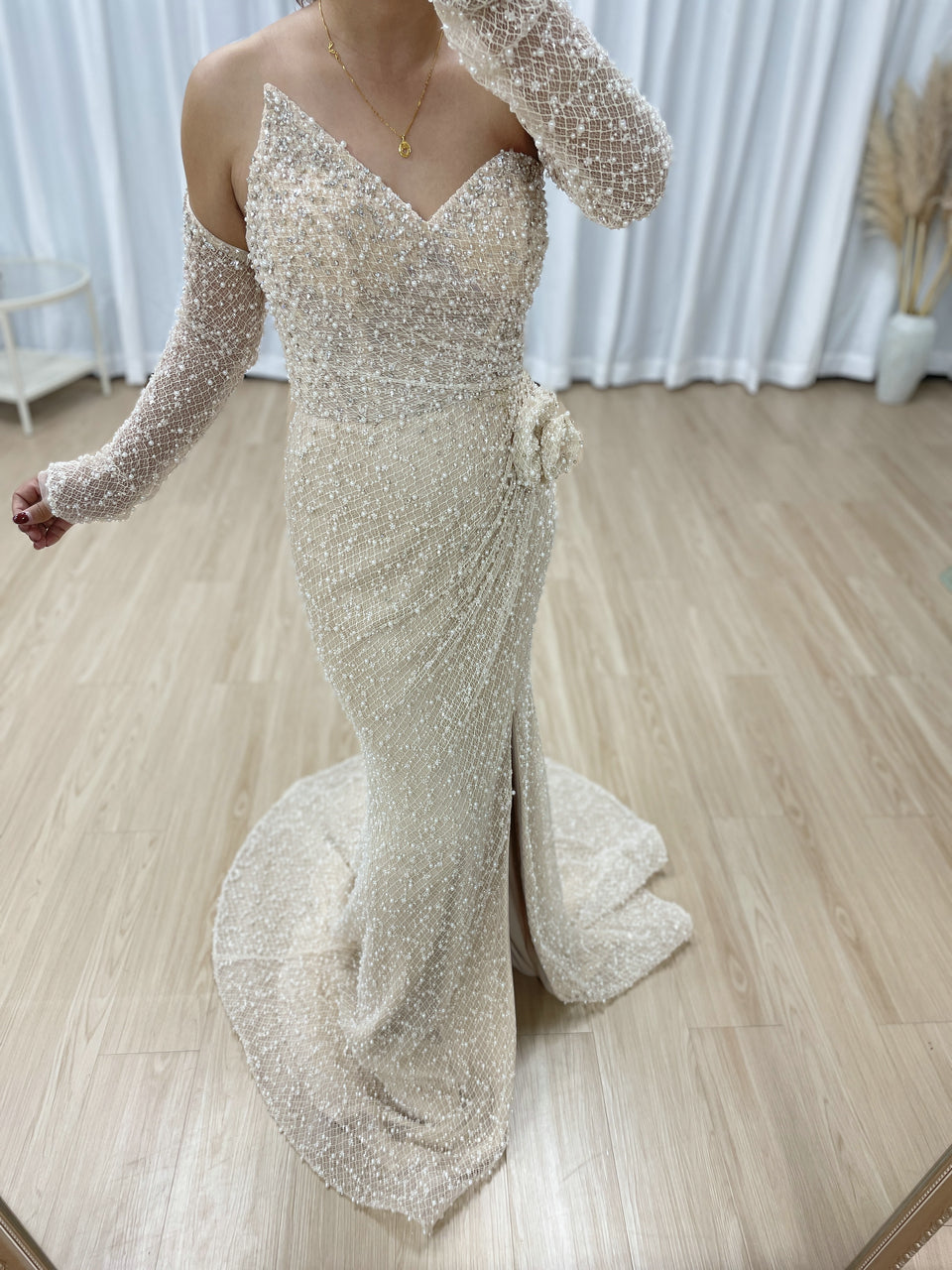 Exquisite Beaded Off the Shoulder Cream Mermaid Banquet Evening Dress MB40358