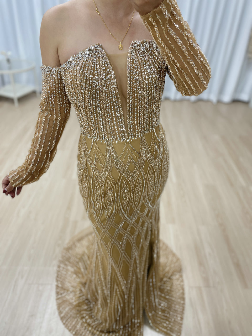 Elegant Off the Shoulder Brown Mermaid Banquet Evening Gown With Exquisite Embroidered Beaded MB40360