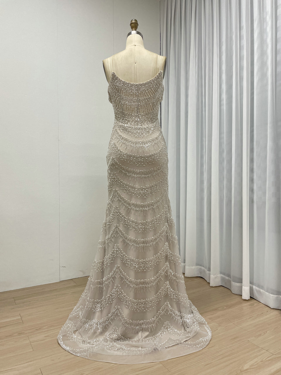 Luxury Champagne Unique Neckline Design Sexy Strapless Evening Gown MB40361