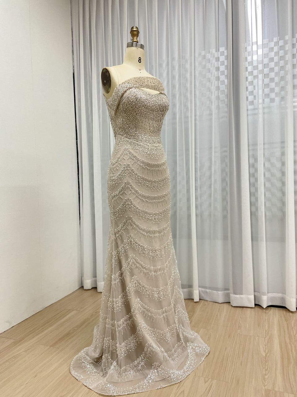 Luxury Champagne Unique Neckline Design Sexy Strapless Evening Gown MB40361