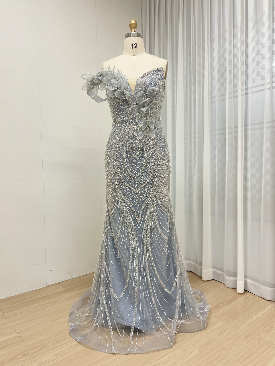 Exclusive Off Shoulder 3D Leaf Handmade Beading Designer Wedding Party Evening Dress MB40363