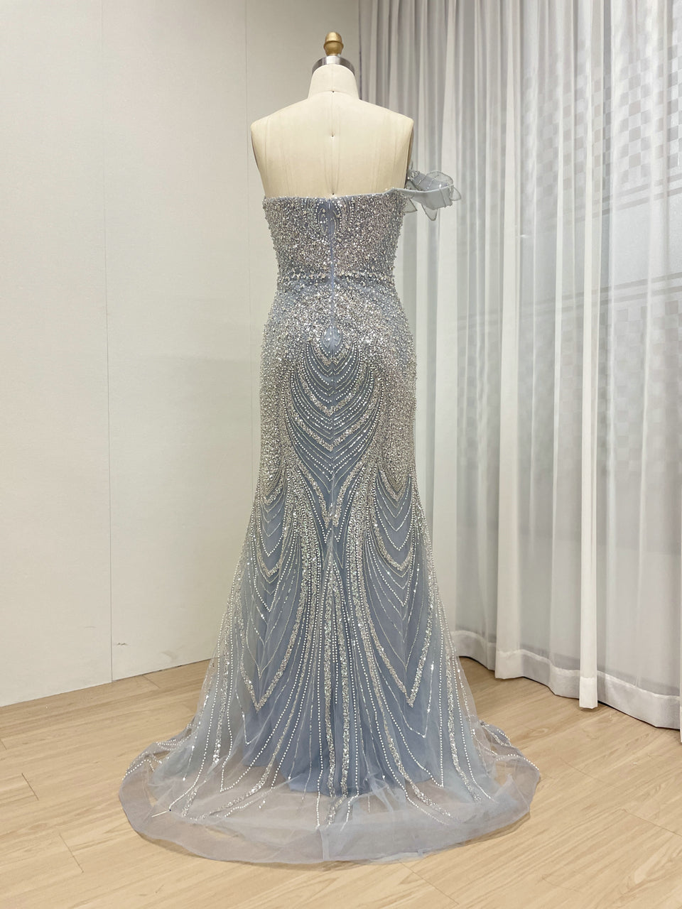 Exclusive Off Shoulder 3D Leaf Handmade Beading Designer Wedding Party Evening Dress MB40363