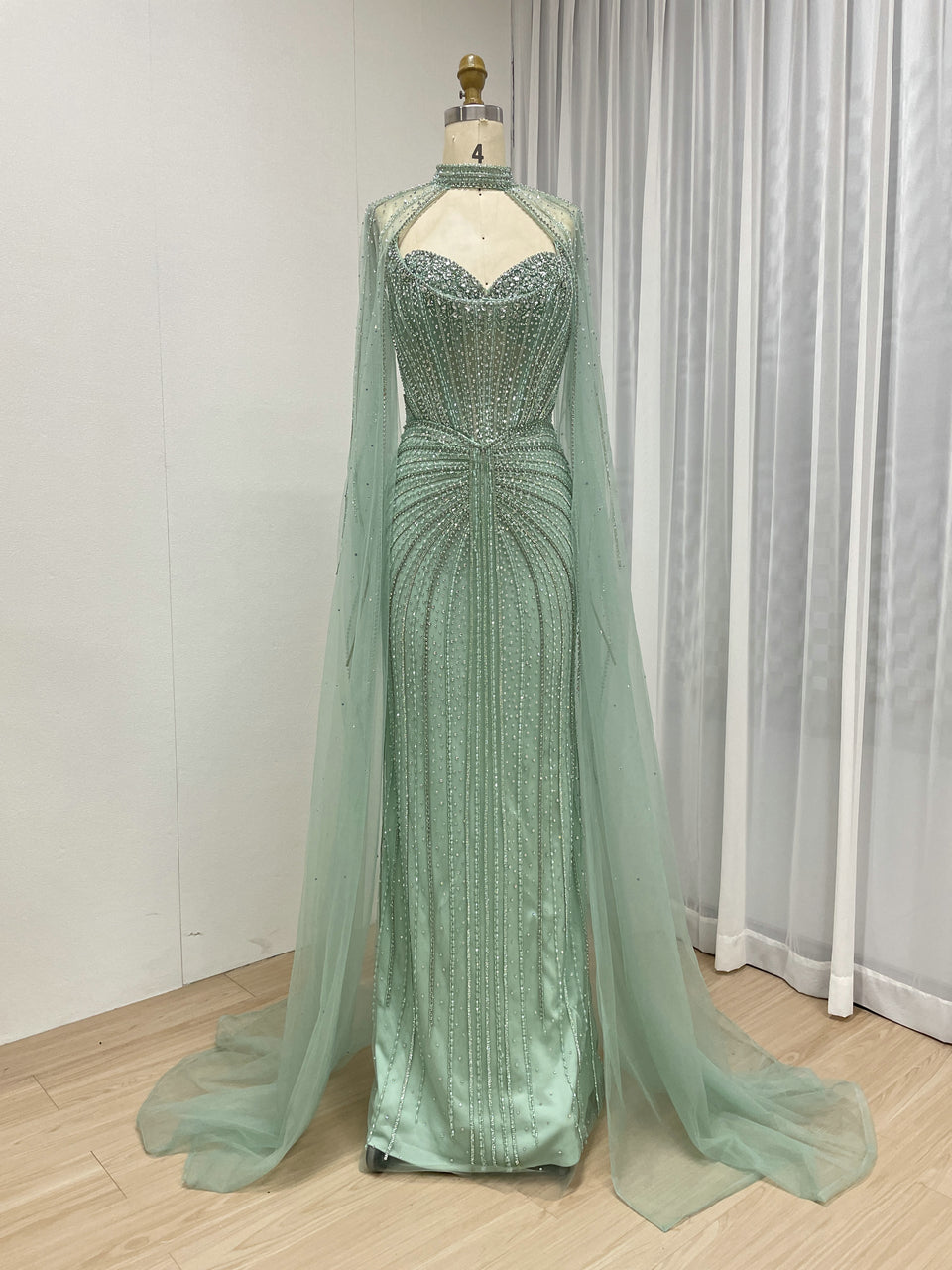 New Style Beaded Crystal Elegant Cape Sleeves Prom Evening Gown for Formal Occasion MB40365C