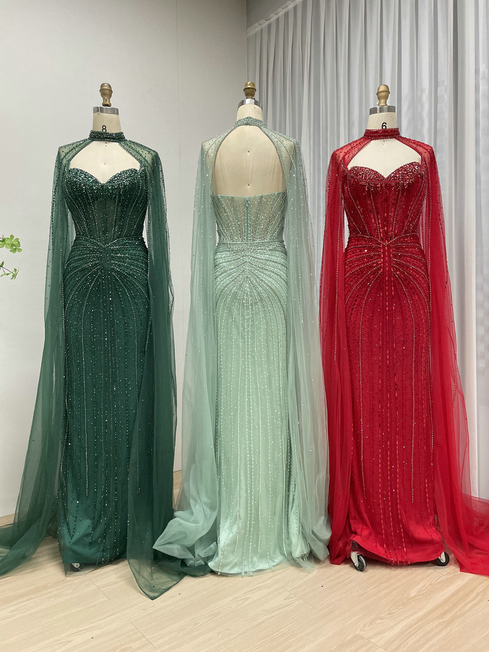 New Style Beaded Crystal Elegant Cape Sleeves Prom Evening Gown for Formal Occasion MB40365C