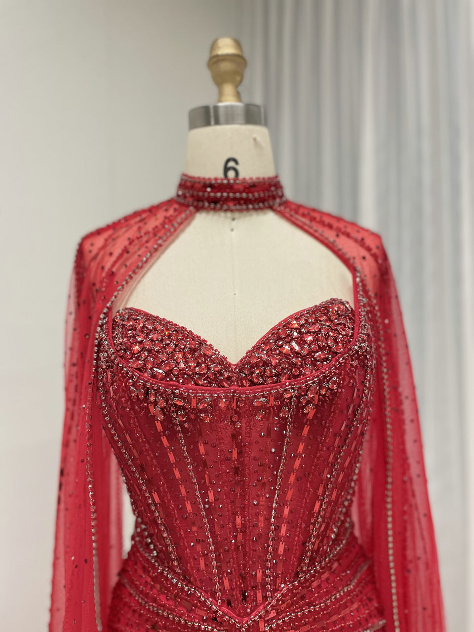 New Style Beaded Crystal Elegant Cape Sleeves Prom Evening Gown for Formal Occasion MB40365C