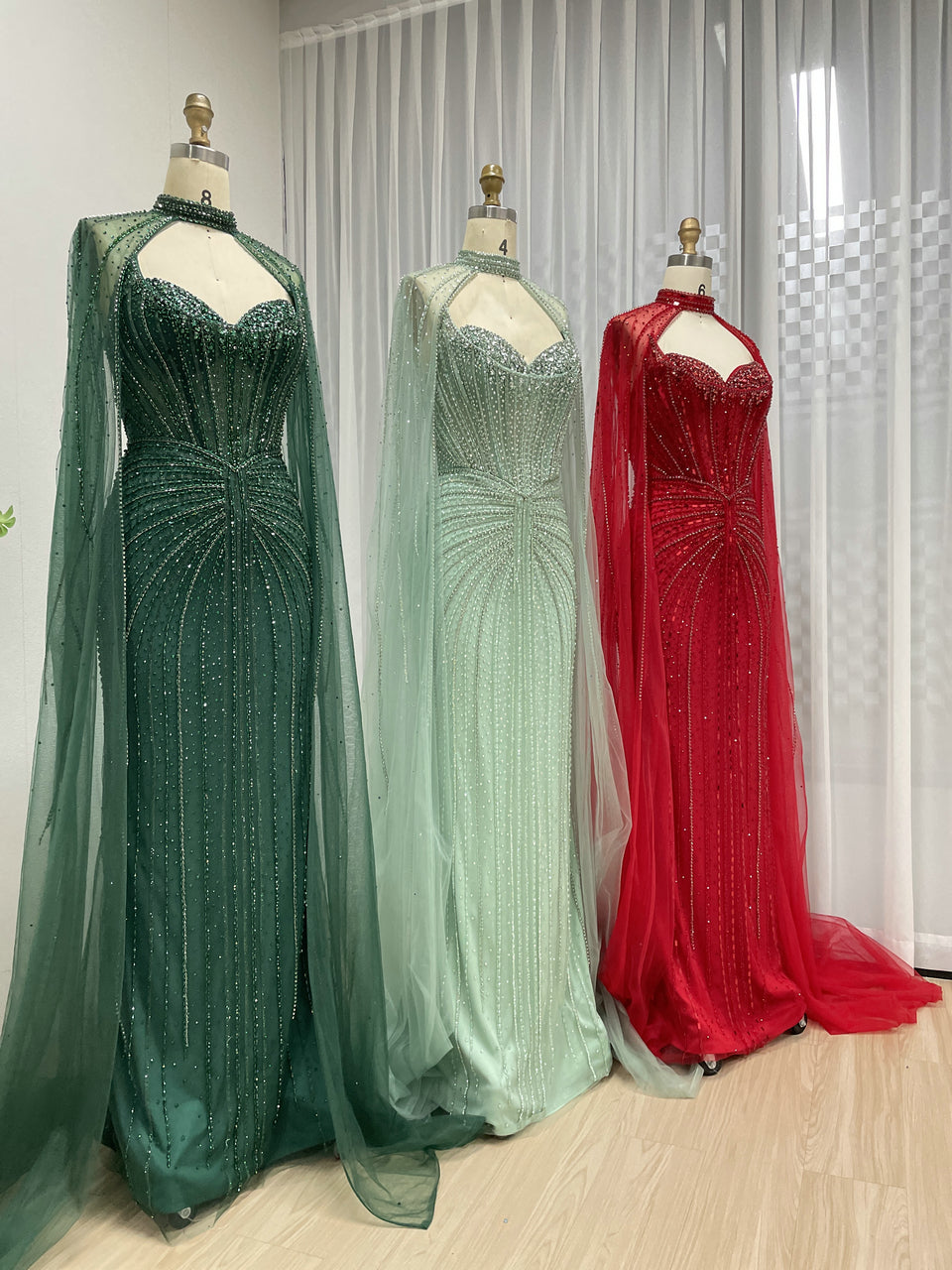 New Style Beaded Crystal Elegant Cape Sleeves Prom Evening Gown for Formal Occasion MB40365C