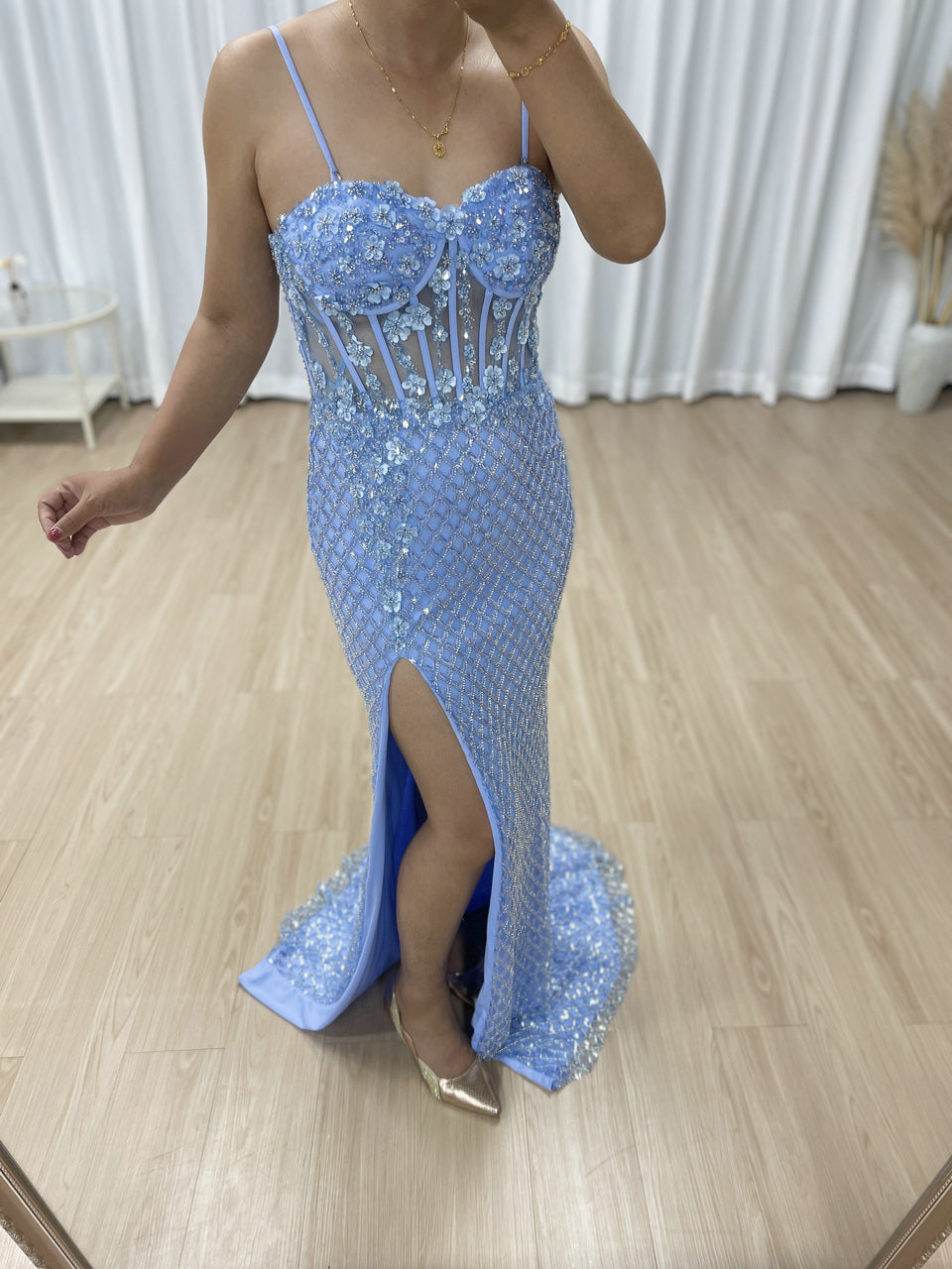 Chic Style Blue Spaghetti Strap With Intricate Beading and 3D Floral Evening Gown for Formal Occasion MB40367