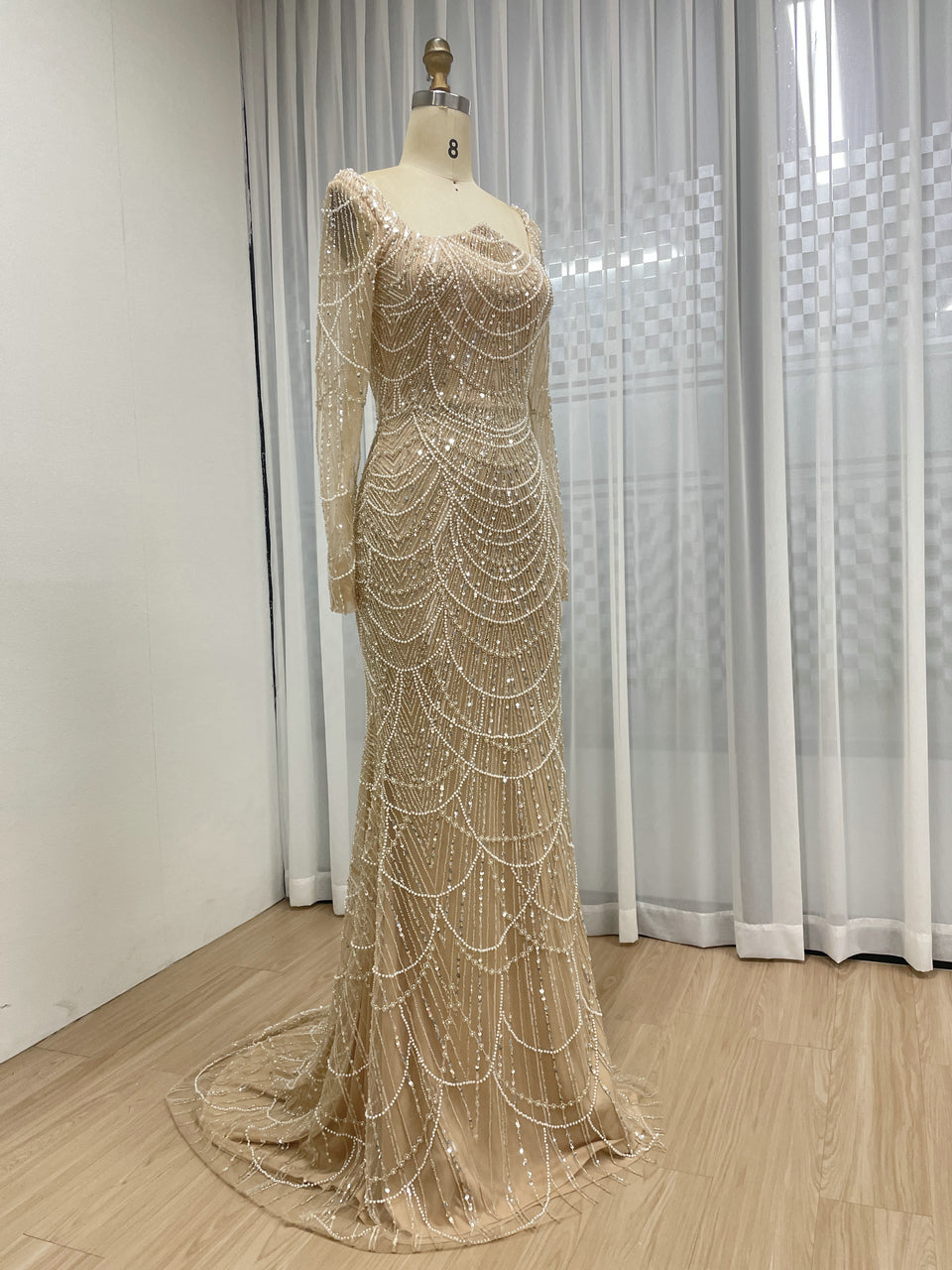 Sexy Sheer Long Sleeves Muslim Evening Dress With Graceful Pearls And Beaded MB40371