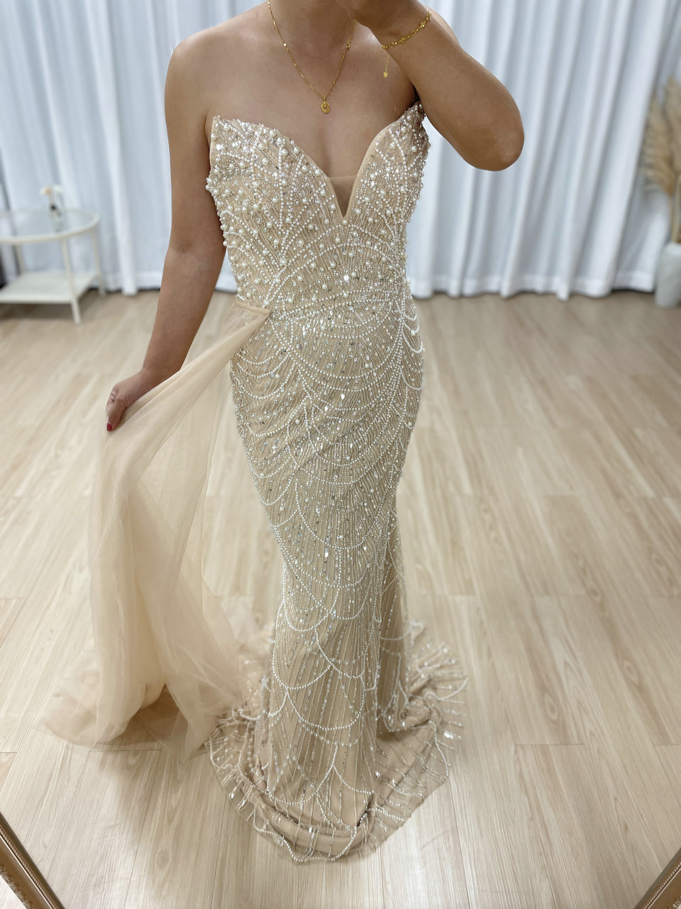 Champagne Luxury Pearls And Beaded Evening Gown For Banquet With Elegant Side Train MB40372