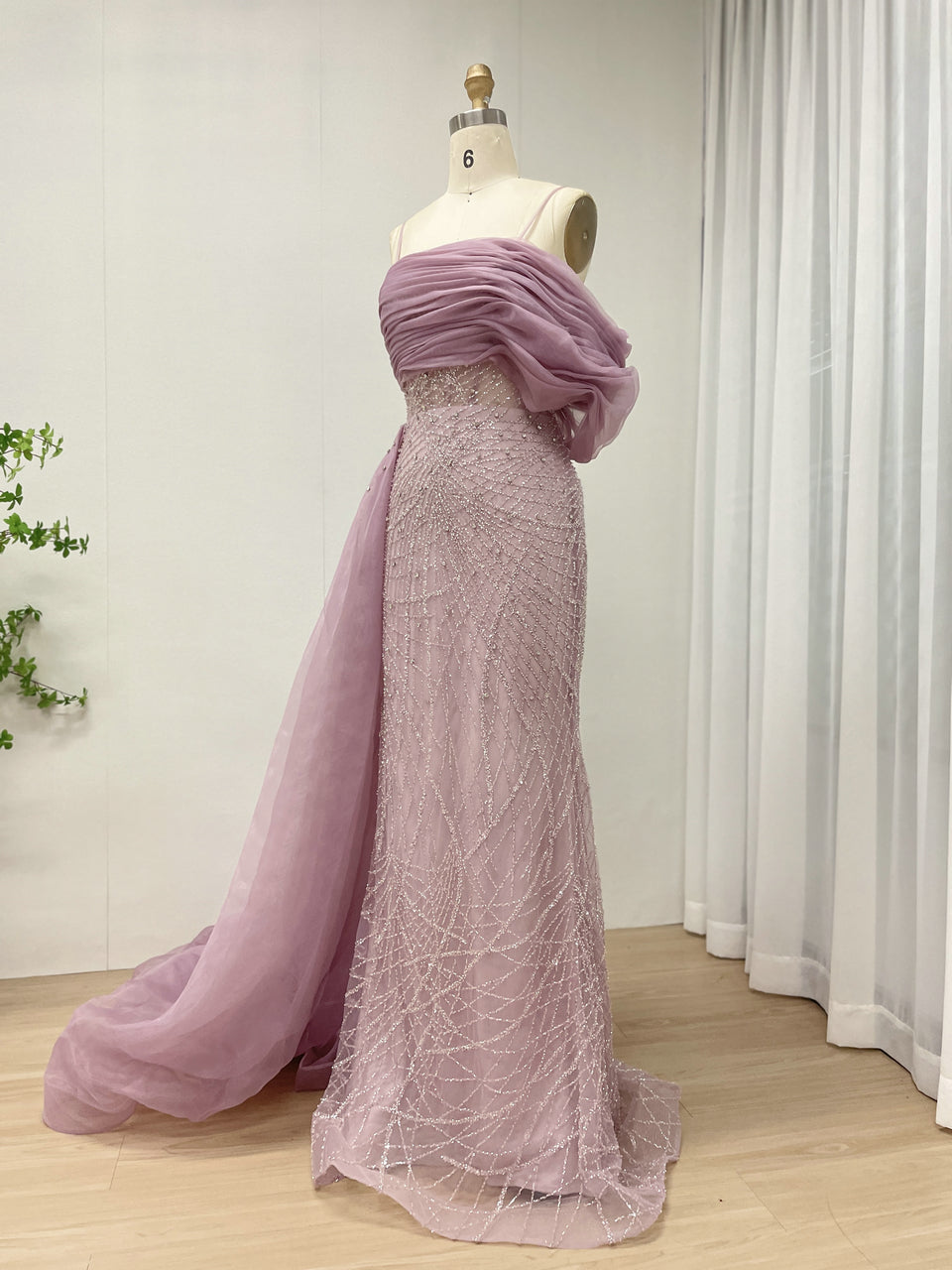 Sexy Spaghetti Strap Mermaid Evening Gown Suitable For Banquet With Side Train MB40373