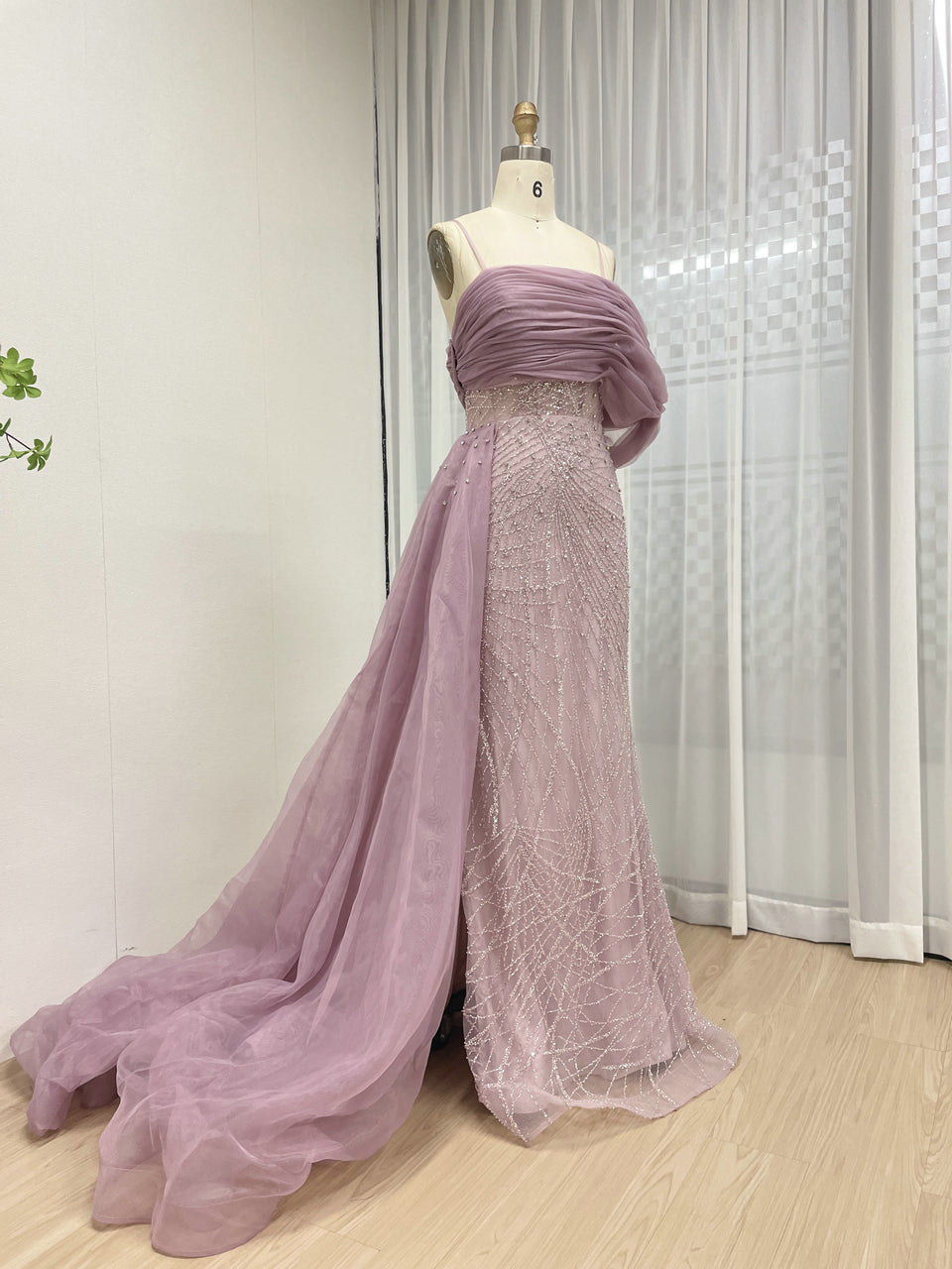 Sexy Spaghetti Strap Mermaid Evening Gown Suitable For Banquet With Side Train MB40373