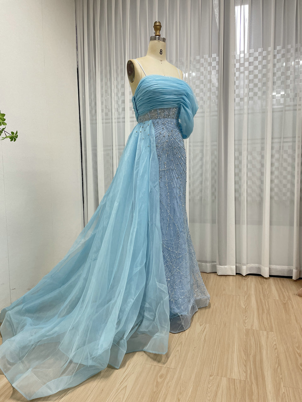 Sexy Spaghetti Strap Mermaid Evening Gown Suitable For Banquet With Side Train MB40373
