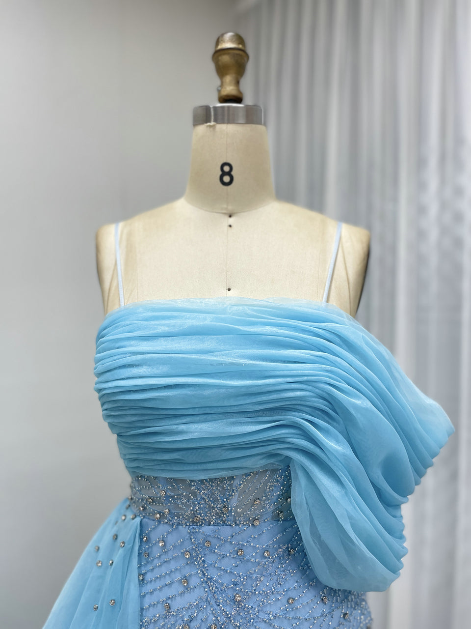 Sexy Spaghetti Strap Mermaid Evening Gown Suitable For Banquet With Side Train MB40373