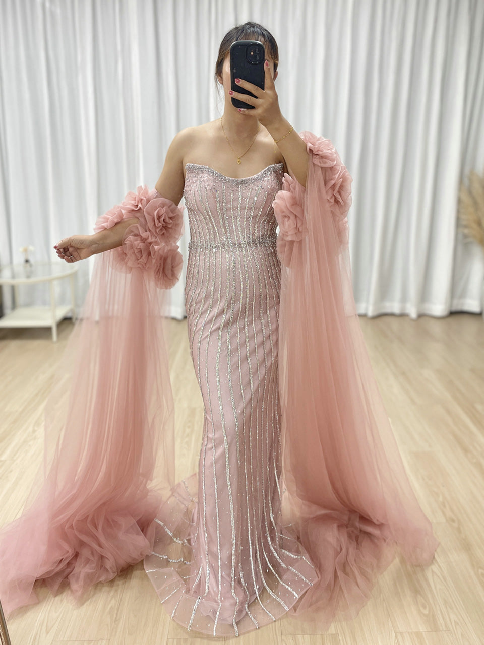 Gorgeous Hand Beading Embroidery Mermaid Evening Gown With Detachable Sleeve MB40374