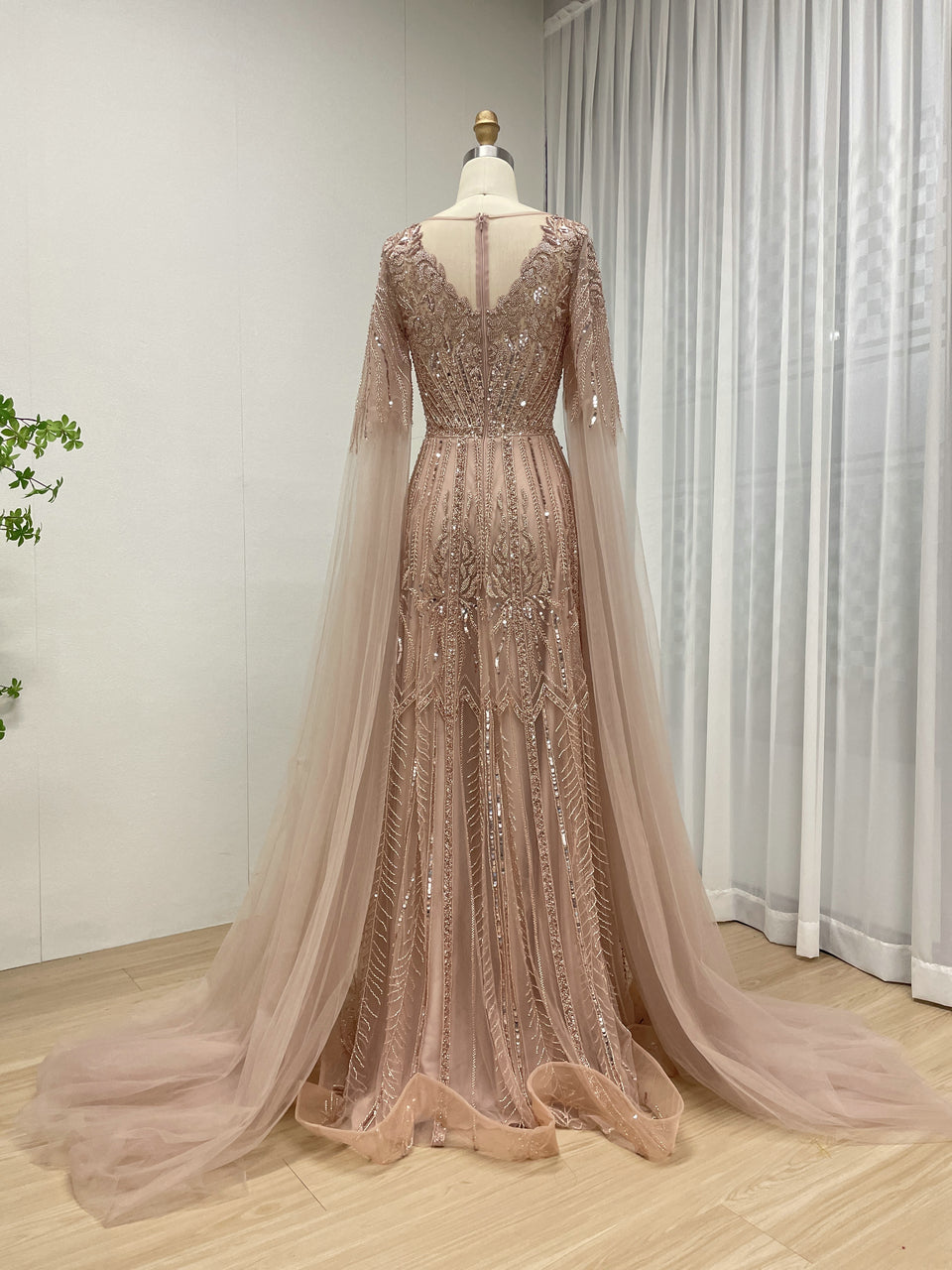 Dubai Handmade Beading A-Line Evening Dress for Party Gowns Dresses MB40377