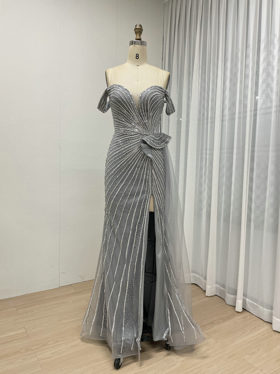 Luxury High Slit Embellished With Sparkly Beaded Evening Party Dresses MB40379