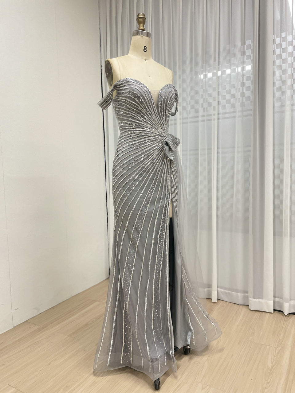 Luxury High Slit Embellished With Sparkly Beaded Evening Party Dresses MB40379