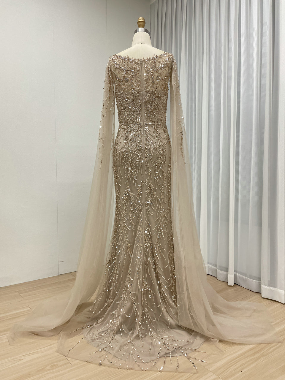 Hot Selling Boat Neck Handmade Beading Cape Long Sleeve Wedding Party Evening Dress MB40386
